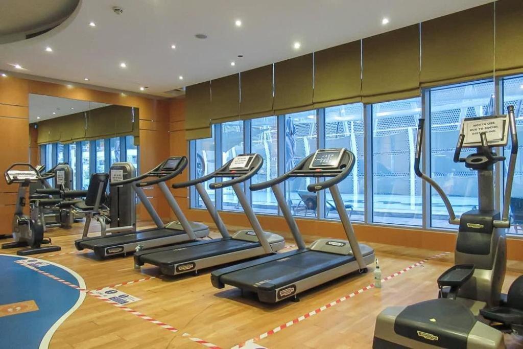 White Sage Full Burj View 1br In Mall Apartment *