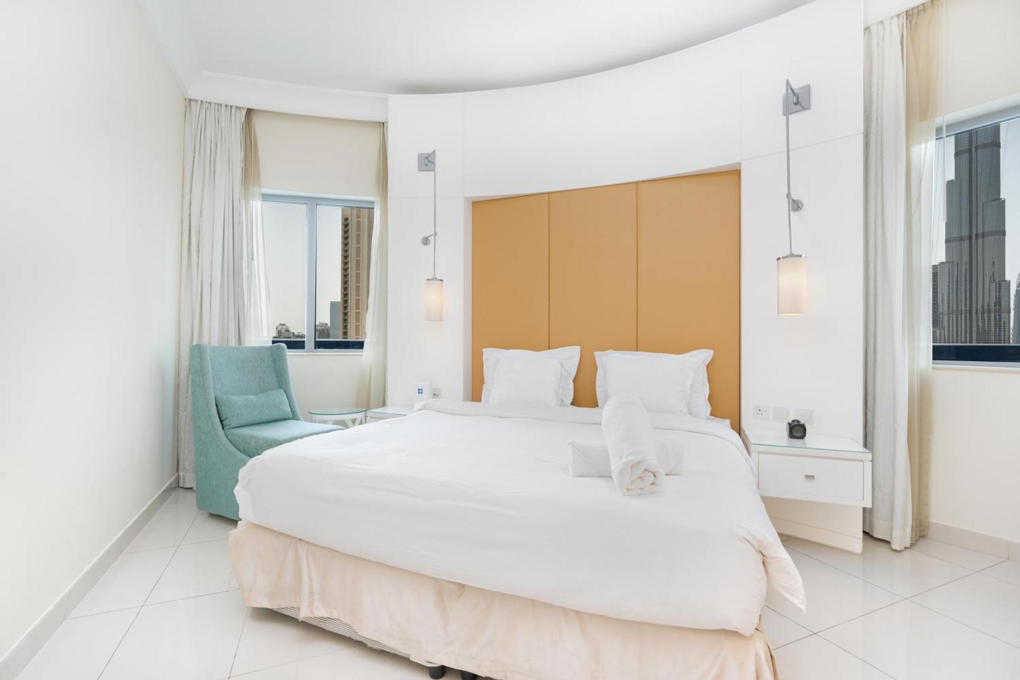 White Sage Full Burj View 1br In Mall *