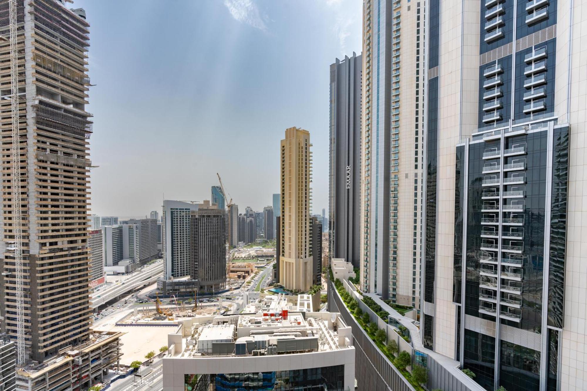 White Sage Full Burj View 1br In Mall Apartment